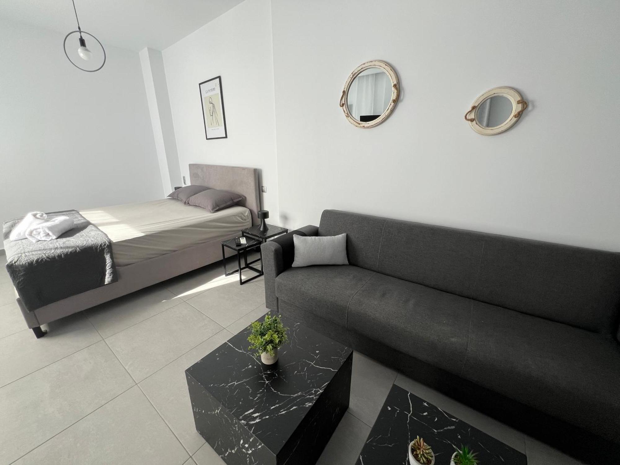 Ag Deluxe Apartment 알렉산드로폴리스 외부 사진