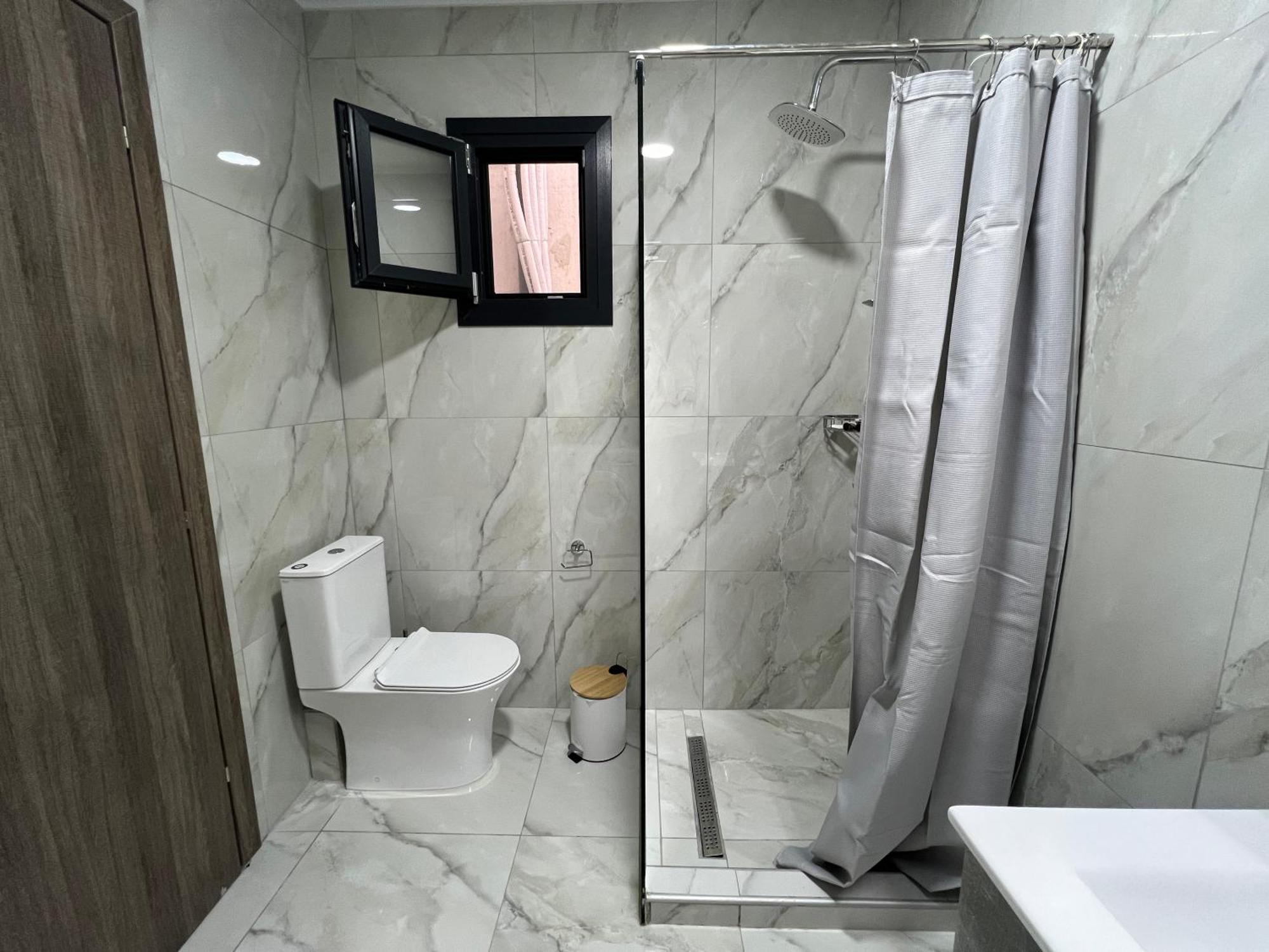 Ag Deluxe Apartment 알렉산드로폴리스 외부 사진