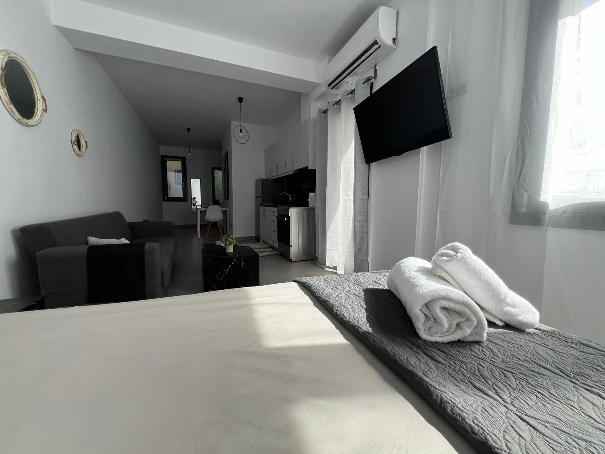 Ag Deluxe Apartment 알렉산드로폴리스 외부 사진